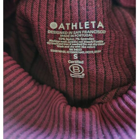 Athleta Flurry Base Layer Turtleneck Size Small - Picture 6 of 6